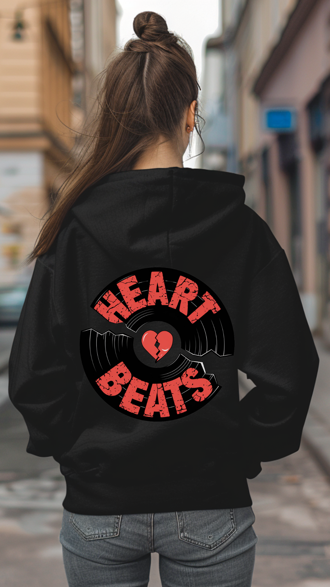 VACANCY Oversized Hoodie Heart Beats